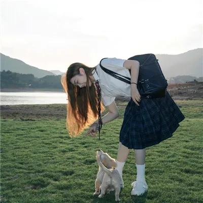 她来自台北
